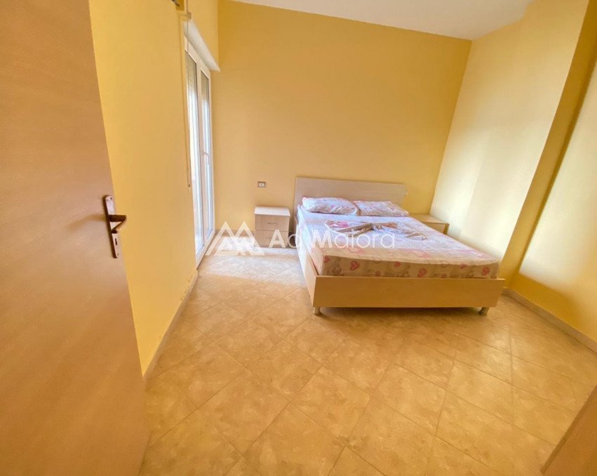 Apartament ne shitje ose qera