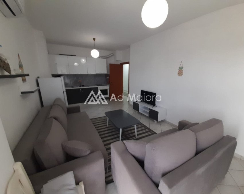 JEPET ME QIRA APARTAMENT 2+1 TE RROTA KUQE