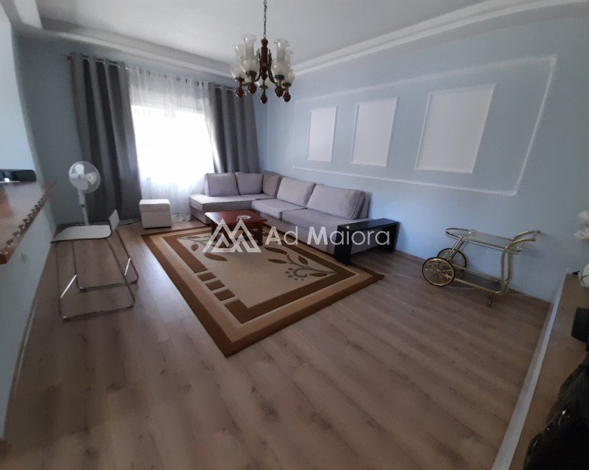 Jepet me qira shtepi private ne plazh