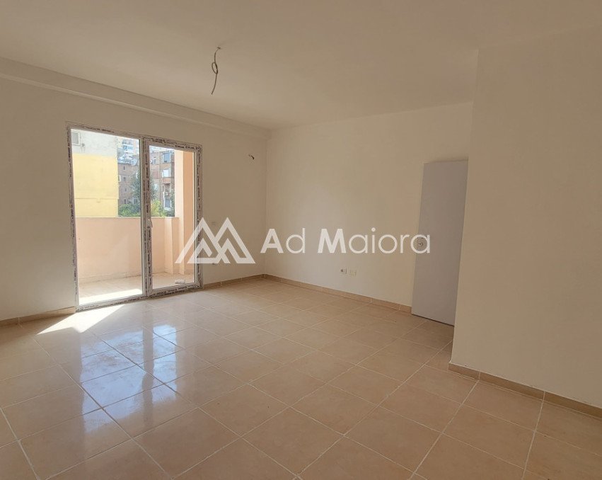 SHITET APARTAMENT 2+1+2