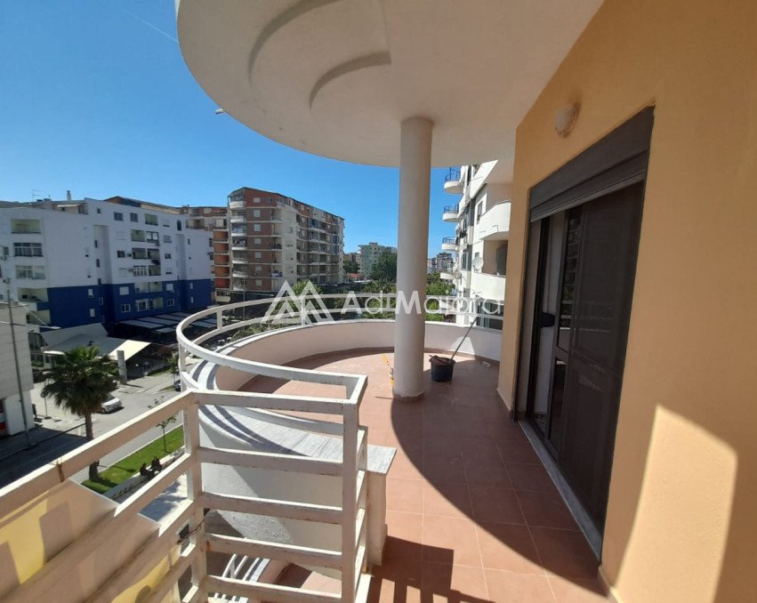 SHITET APARTAMENT 2+1 NE PLAZH