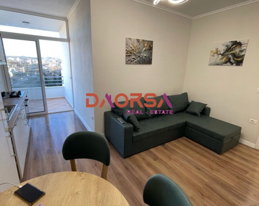 SHITET APARTAMENT 2+1 NE PLAZH DURRES