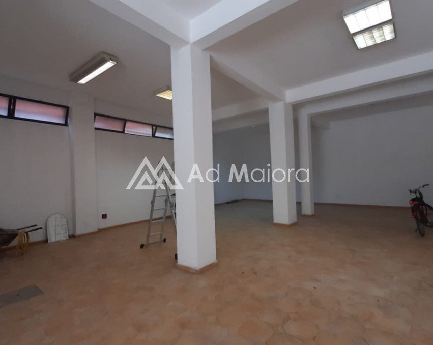 Ambjent Biznesi me qira