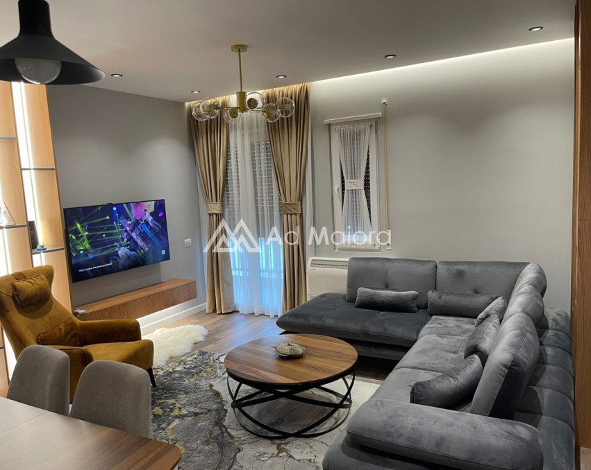 Apartament 2+1+2 prane stadiumit te Durresit