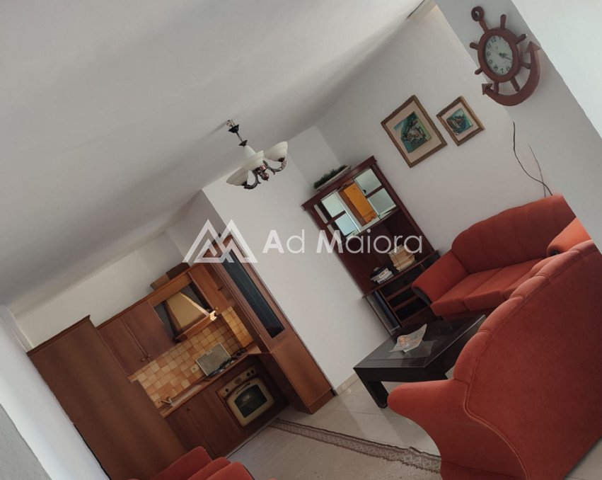 APARTAMENT ME QIRA NE VOLLGA 2+1+2