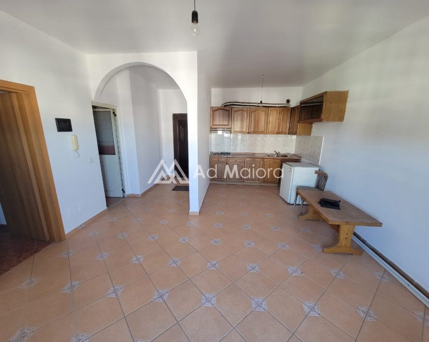 Shitet Apartament 1+1 ne plazh Durres