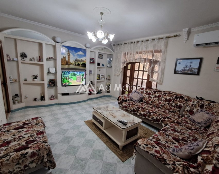SHITET APARTAMENT 3+1 PRANE SHKOLLES QEMAL MICI