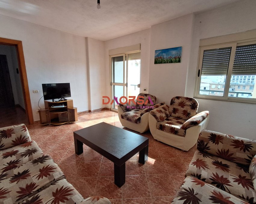 APARTAMENT PER QIRA