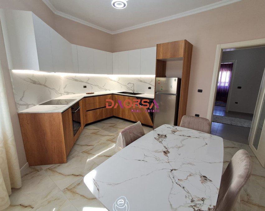 APARTAMENT PER QIRA