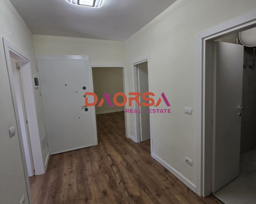 Shitet apartament 2+1, pranë Vala Park, Durrës