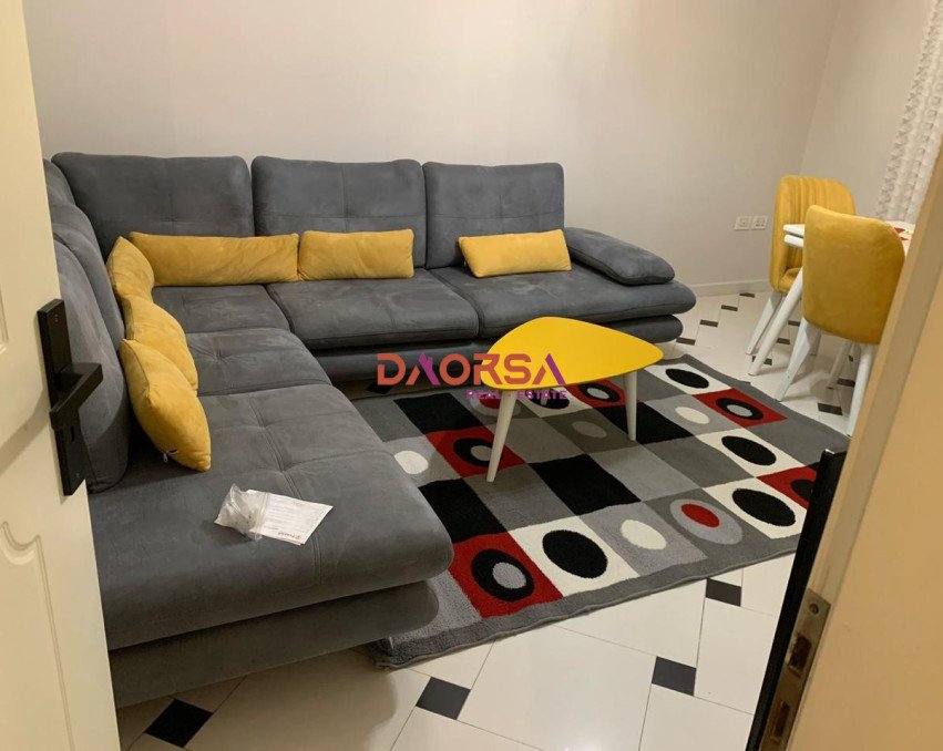 APARTAMENT PER QIRA