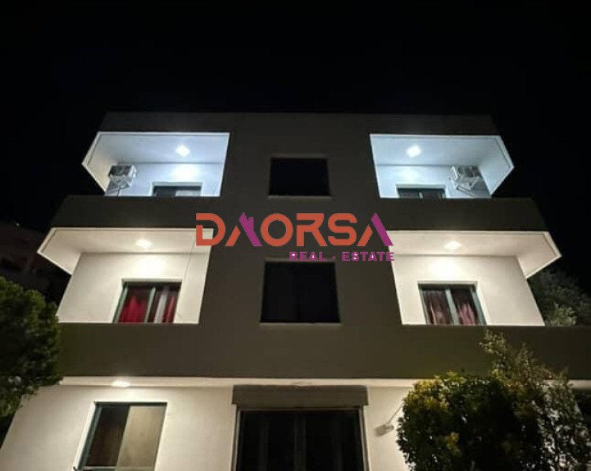 OBJEKT 480 m² NË SHITJE – SHKËMBI I KAVAJËS