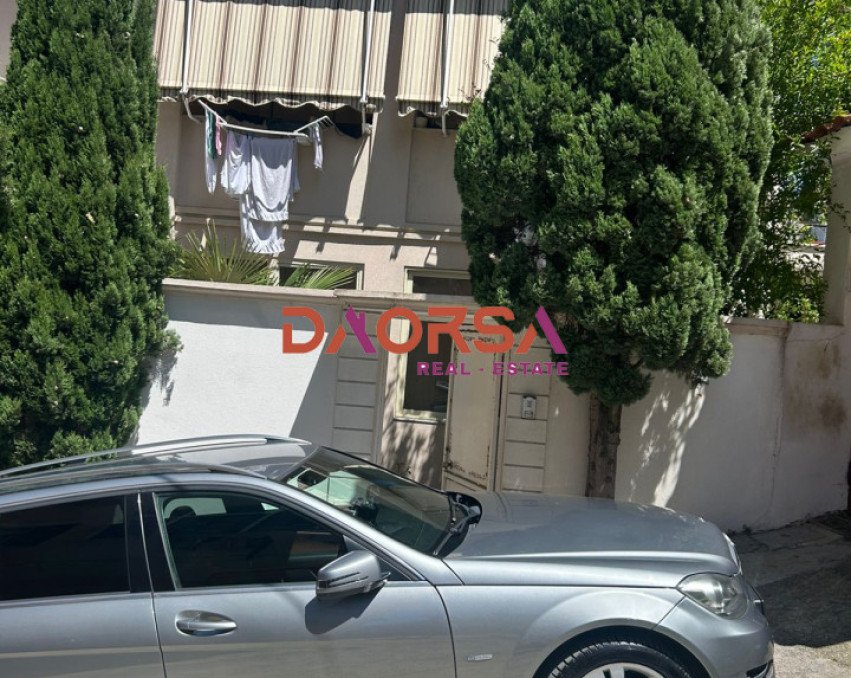 SHITET VILË MODERNE NË DURRËS – 3 KATE