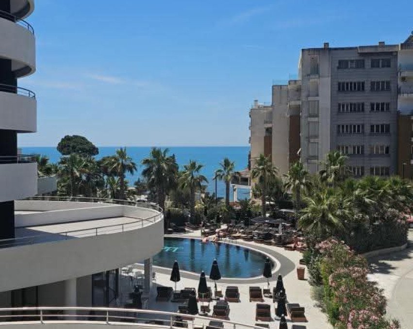 Jepet me qira apartament 2+1 në Currila